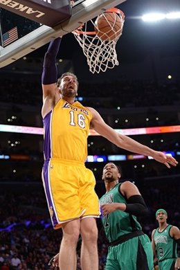 Pau Gasol Los Angeles Lakers Boston Celtics