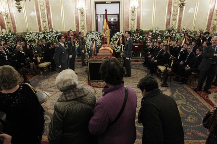 Capilla ardiente de Adolfo Suárez