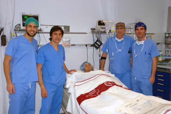 Pina, operado con éxito en el hospital Mesa del Castillo de Murcia