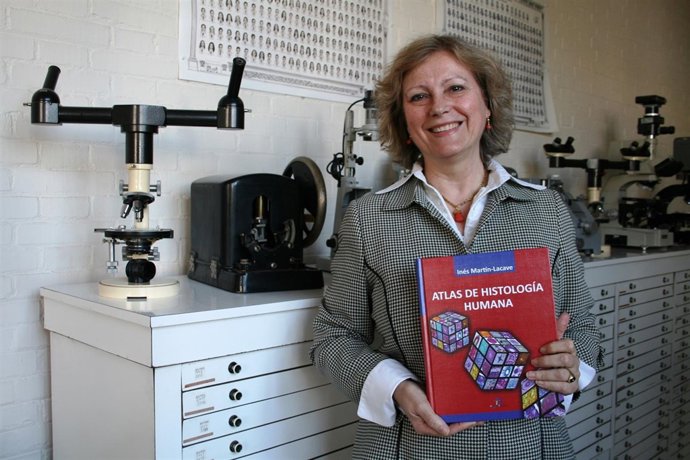 La catedrática de Histología de la US Inés Martín Lacave