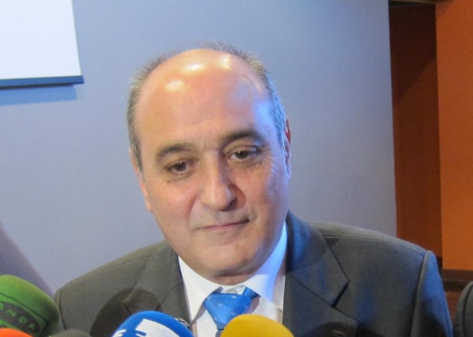 El presidente de la CREA, Fernando Callizo