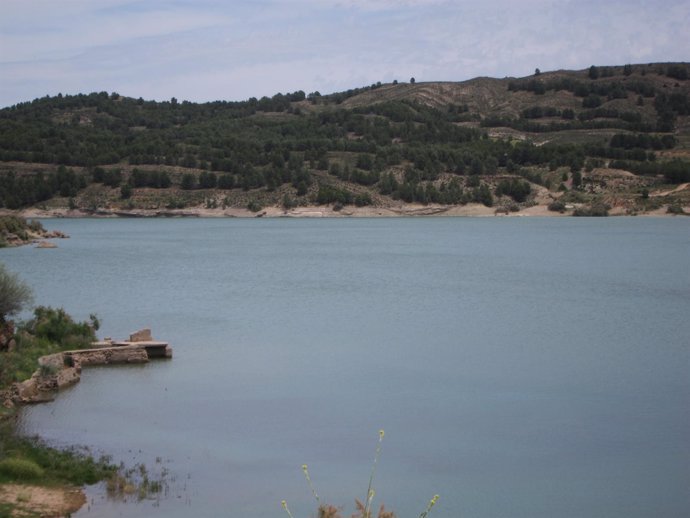 Embalse de la Cuenca del Ebro