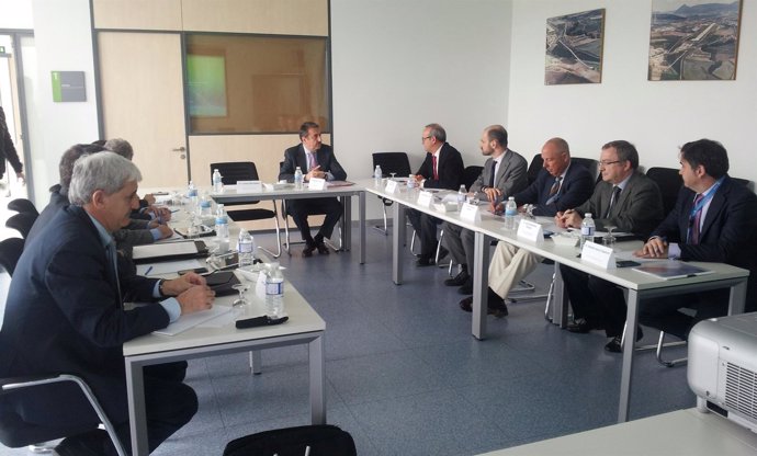 Reunión constitutiva del Comité de Coordinación Aeroportuaria de Navarra