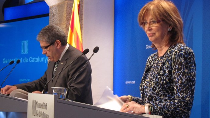 Francesc Homs e Irene Rigau, tras el Consell Executiu