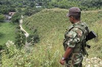 Tres policías muertos en un atentado atribuido a las FARC