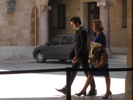 Munar, con el coche que le conduciría a la cárcel al fondo