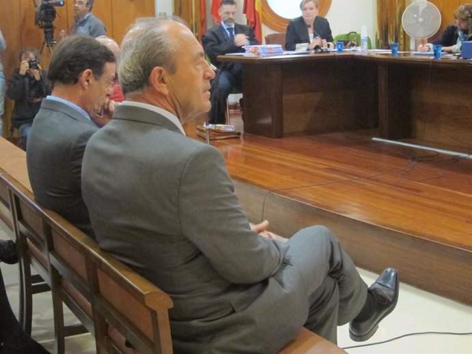 Juicio contra López Marcano e Higuera por Casa de los Gorilas