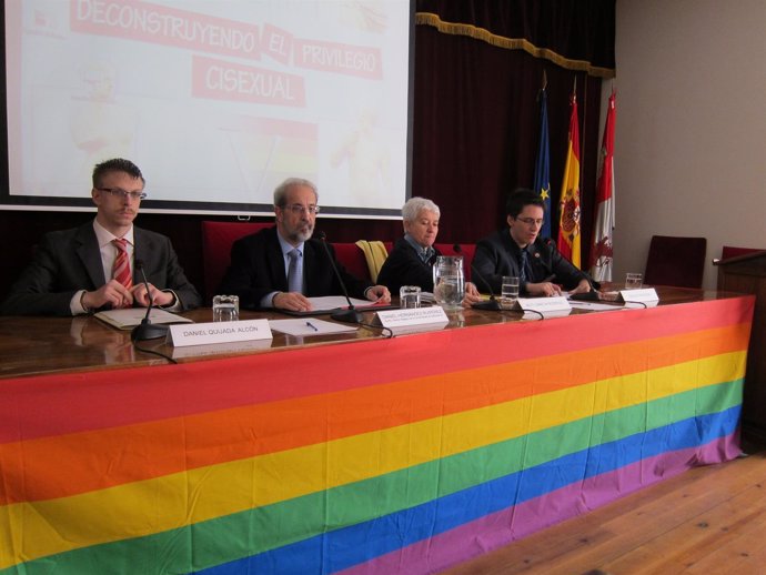 Mesa del Curso Homosexualidad, Bisexualidad, Transexualidad y Heterosexualidad