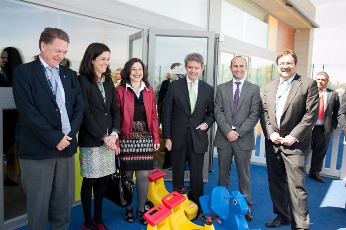 Inauguración de la Escuela Infantil 'Sol' de Airbus en Puerto Real