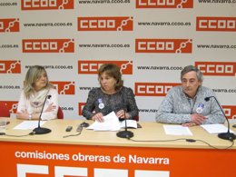 Maite Soro, Pilar Arriaga y Cecilio Aperte, de CCOO.