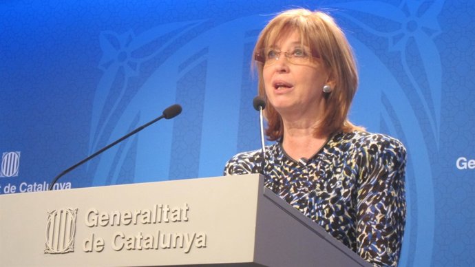 La consellera Irene Rigau anuncia la aprobación del decreto de plantillas