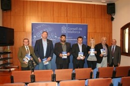 Presentación del libro sobre la Ley de Caza del CiM