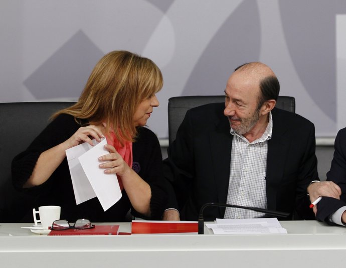 Los socialistas Elena Valenciano y Alfredo Pérez Rubalcaba