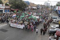 El 80% de los trabajadores secunda la huelga paraguaya