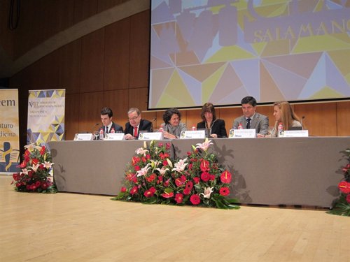 Mesa inaugural del Congreso de Medicina en Salamanca