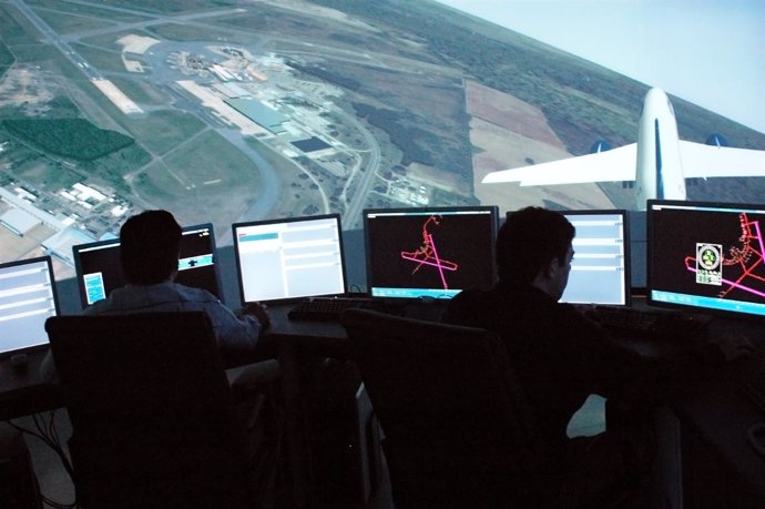 Simulador de tráfico aéreo