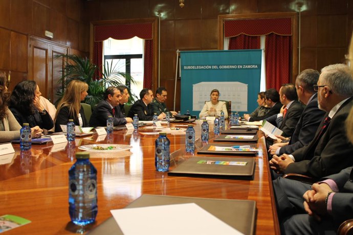 La subdelegada en Zamora con representantes bancarios