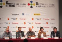 'Anochece en la India', de Chema Rodríguez, un viaje emocional de la oscuridad a la luz