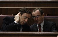 PP lamenta que Amaiur se desmarque del homenaje del Congreso: No han cambiado, aunque vayan con piel de cordero