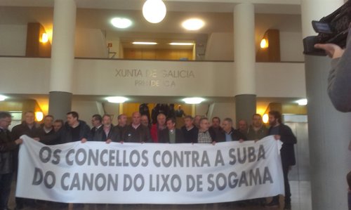 Protesta de alcaldes contra la subida de Sogama
