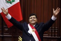 Perú.- Recomiendan que el expresidente García sea acusado por violaciones constitucionales en Perú