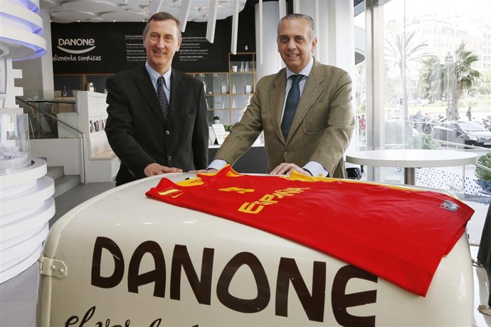 Jérôme Boesch (Danone) y José Luis Sáez (FEB)