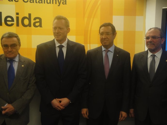 Á.Ros, J.Zaltman, R.Farré y J.Reñé