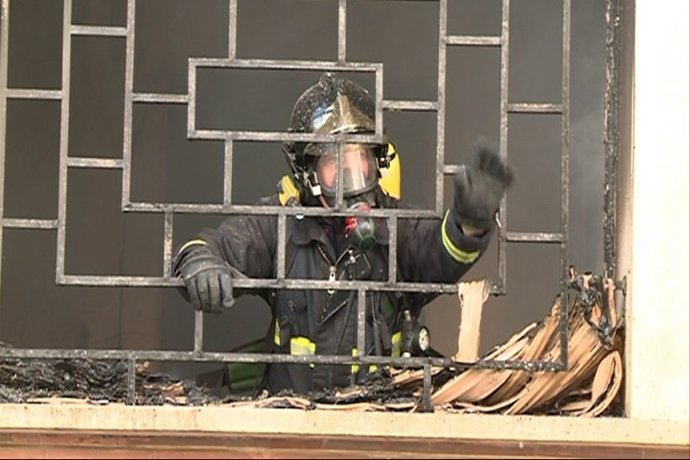 Incendio en calle Holguín de Mérida