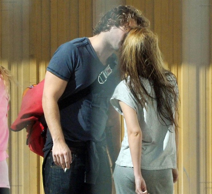 Melody y su novio pasion en barcelona tu cara me suena gorila