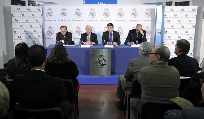 2014 03 27 MADRID. CLUB 13 14 FIRMA DE RENOVACION DEL CONVENIO CON PARQUESUR EN 