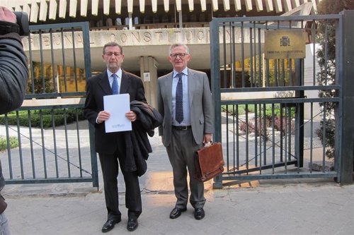 El presidente del Parlamento de Andalucía, Manuel Gracia, ante el TC