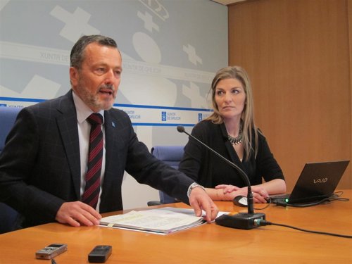 El conselleiro Hernández y la directora de Conservació sobre el plan Red Natura