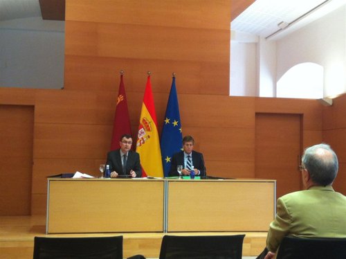 Bernal y Ballesta en rueda de prensa