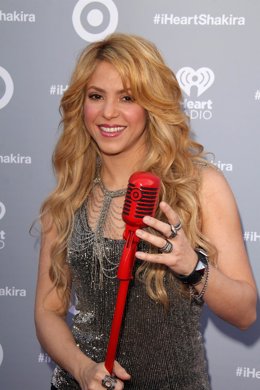 Shakira's Exclusive Deluxe Edition 