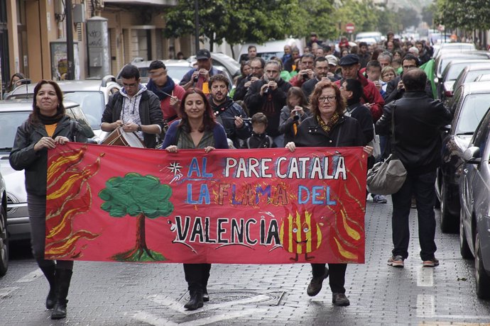 Padres y alumnos del CEIP Pare Català, en imagen de archivo.