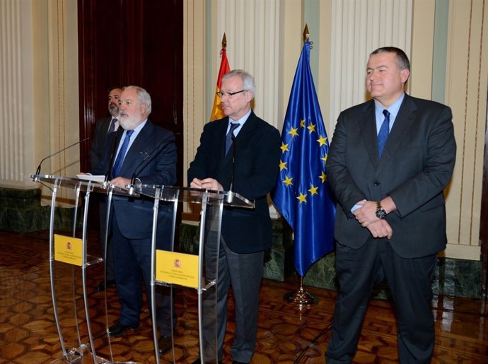 Cañete, Valcárcel y Bernabé