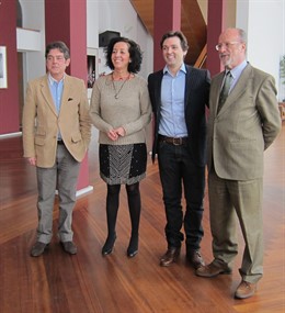 Corella (segundo por la drcha) con el alcalde, Cantalapiedra y Viteri