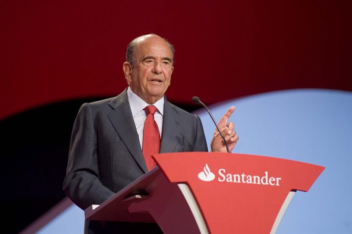 Emilio Botín durante su intervención ante la junta de accionistas