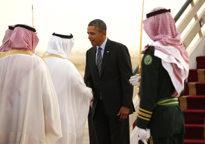 President Obama arrives in Saudi Arabia