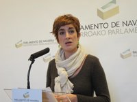 Bildu critica la "irresponsabilidad" de Barcina por no convocar elecciones ante "una situación insostenible"