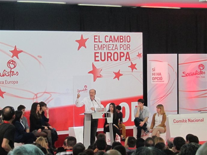 Rubalcaba asiste al Comité Nacional del PSPV