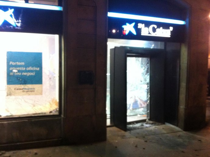 Entidad bancaria afectada por la marcha Desobediencia 2014