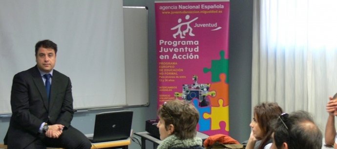 'Reinventando El Empleo Joven' .