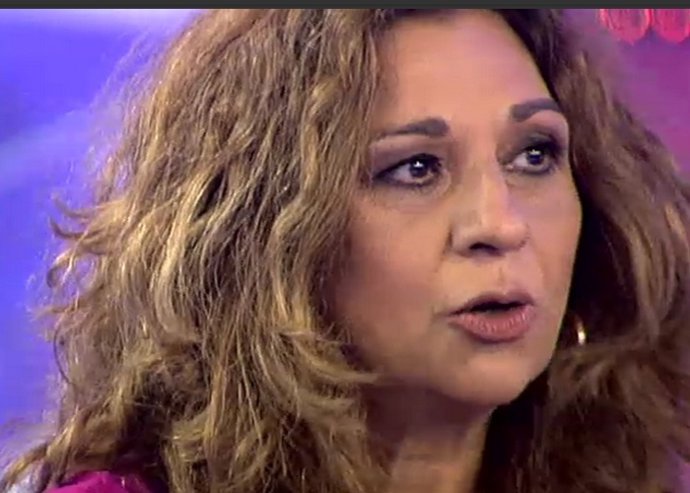 Lolita Flores: "Tonteé y probé las drogas"