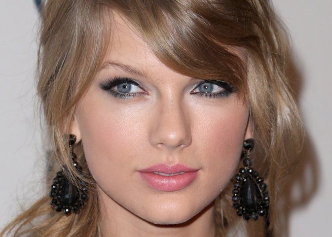Taylor Swift se inspira en sus amores y desamores para componer sus canciones