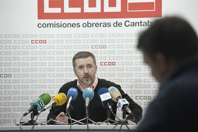 Secretario general de la Federación de Enseñanza de CCOO, Javier Ramírez