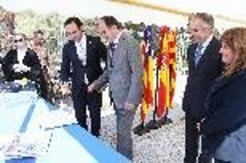 Bauzá en el acto de colocación de la primera piedra en centro de Santa Eulària