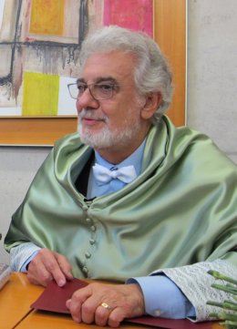 El tenor Plácido Domingo, nombrado doctor honoris causa
