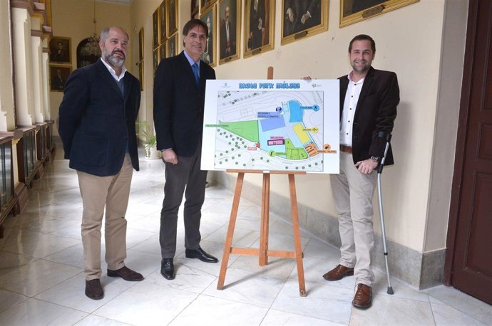 Los concejales Caneda y Verde presentan el 'skate park' del Parque del Norte