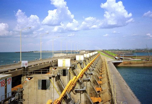 Represa hidroeléctrica de Yacyretá.